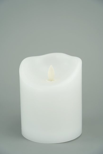 Moving Flame Candle 10x12cm (Remote Friendly)