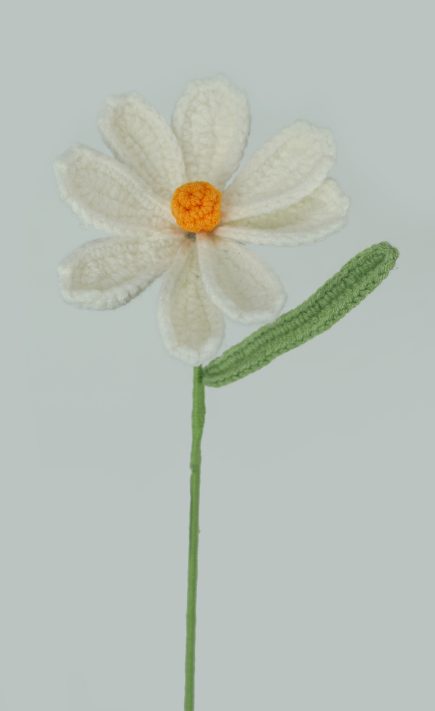 Knitted Daisy Stem 33cm